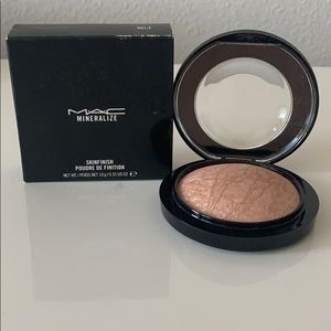 MAC Cosmetics Mineralize SkinFinish